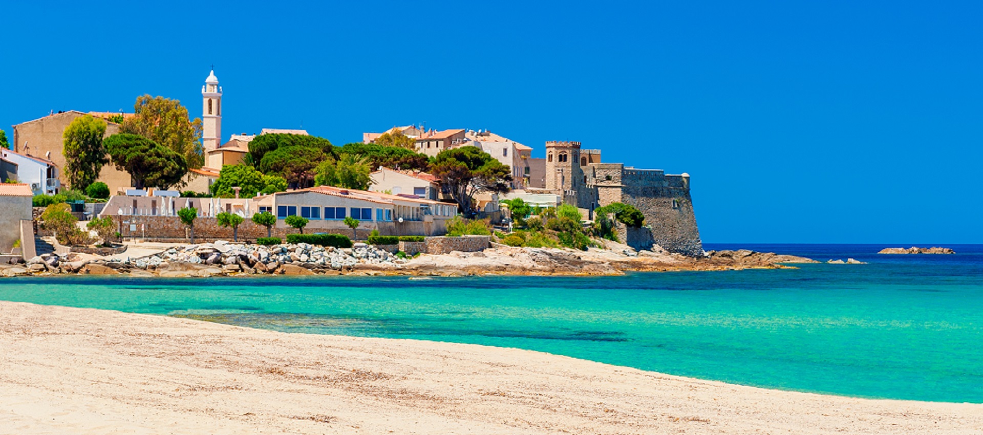 Beach,And,Coastline,Of,Algajola,Corsica,France